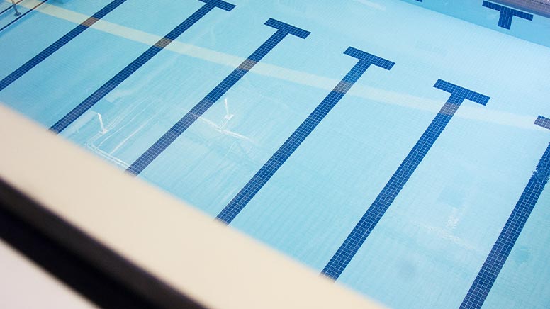 Pool-Overhead